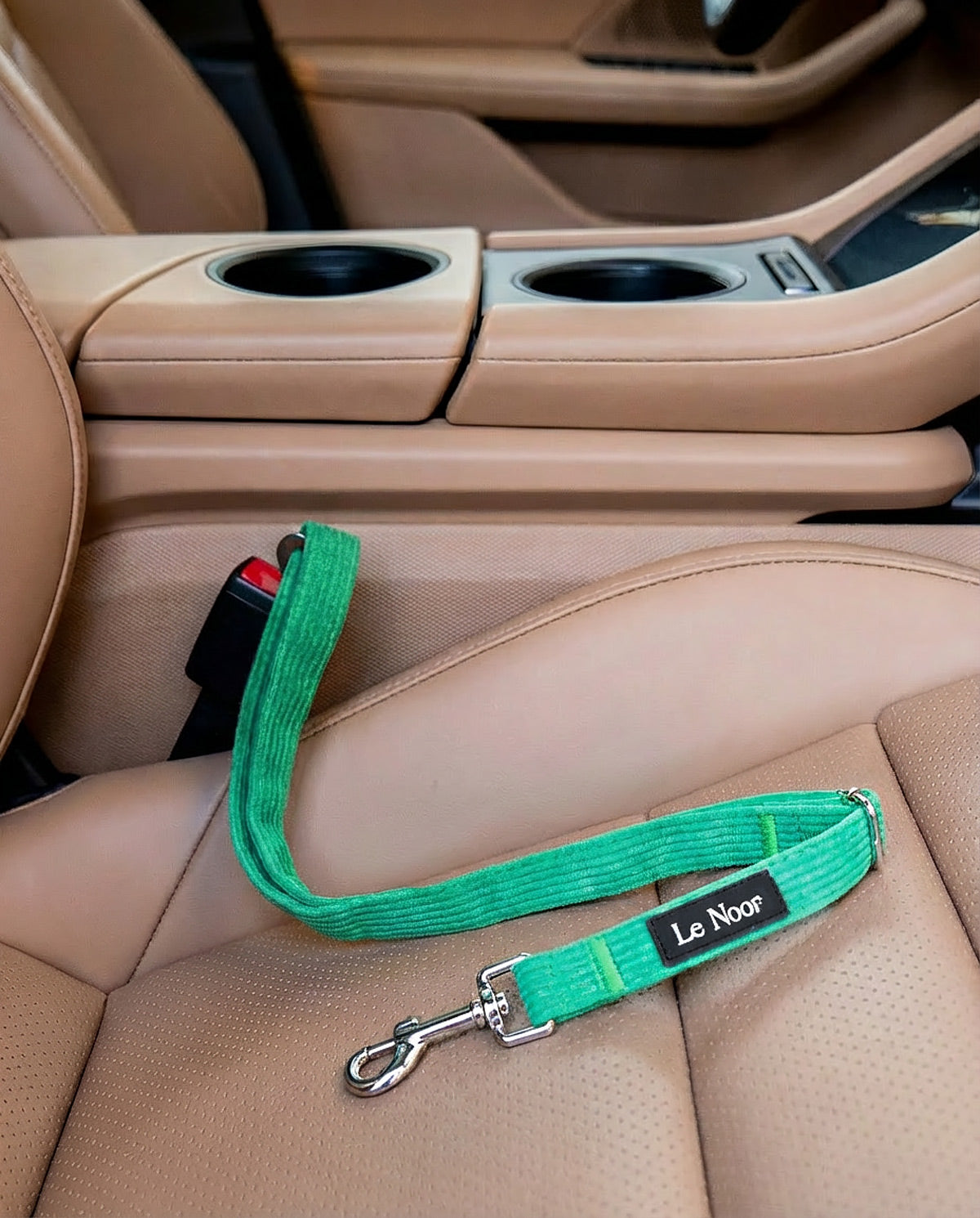 Kelly green corduroy dog seatbelt, Le Noof
