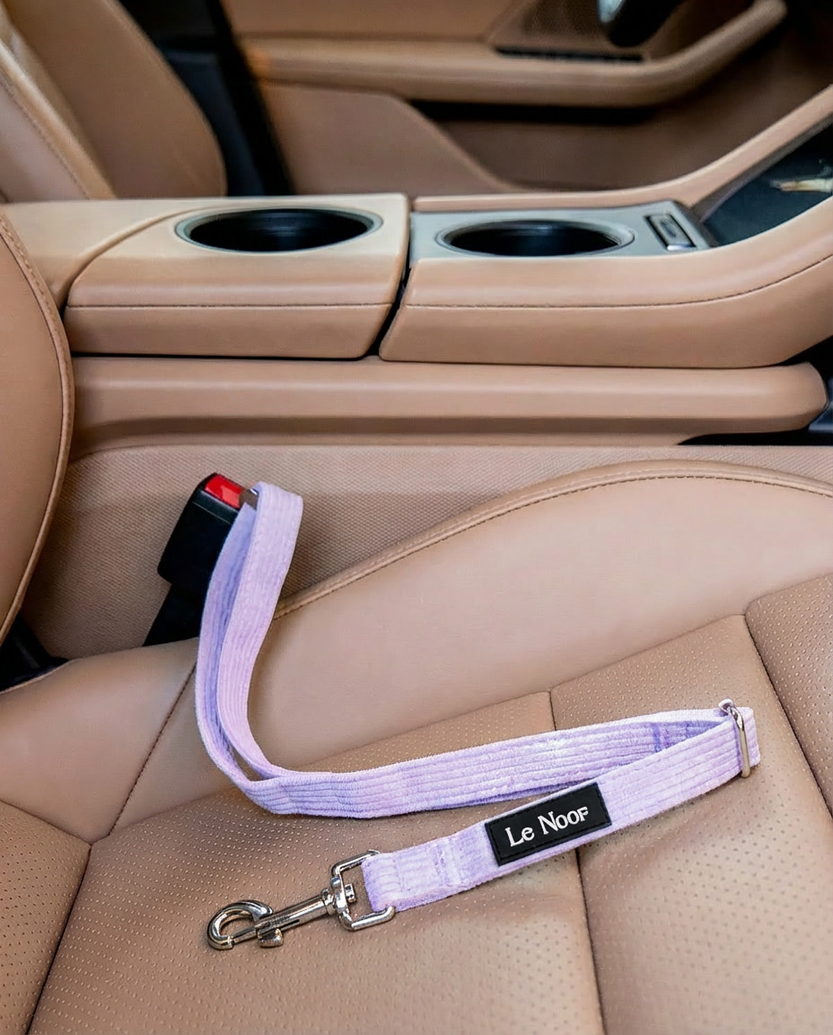 Lavender corduroy dog seatbelt, Le Noof