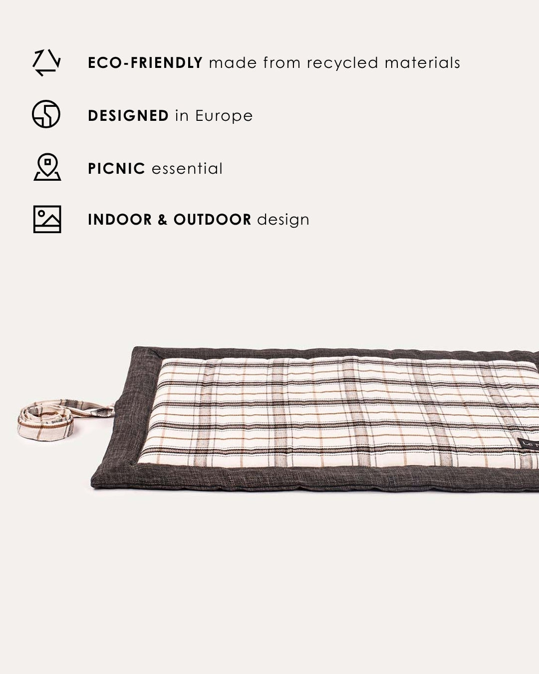 White plaid outdoor dog mat, Le Noof